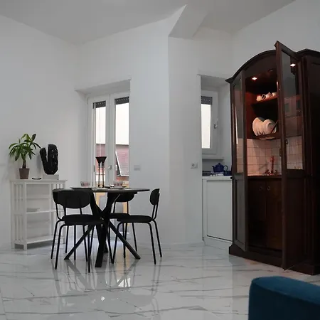 Lela's - Puglia Mia Group Apartment