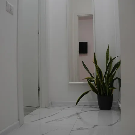 Lela's - Puglia Mia Group רומא